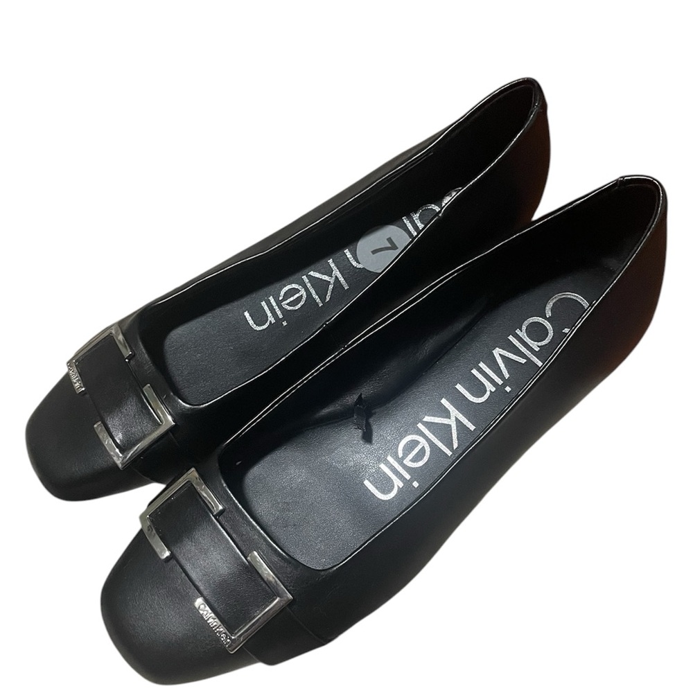 Calvin Klein Women’s Loafer Shoes Size 7M Black Flats Silver Tone Detail
